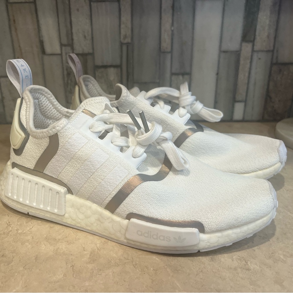 Adidas Boost NMD R1 women’s size 7.5 white iridescent silver New used 1x